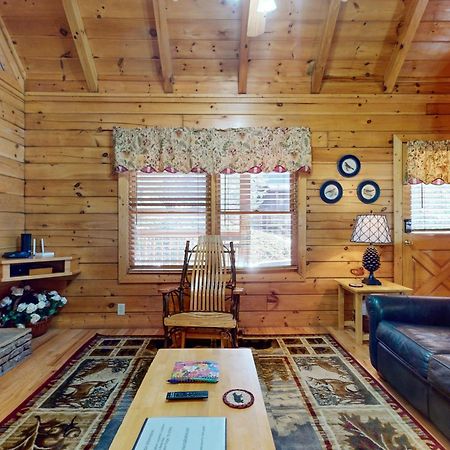 Location, Location, Location! Vila Pigeon Forge Exterior foto